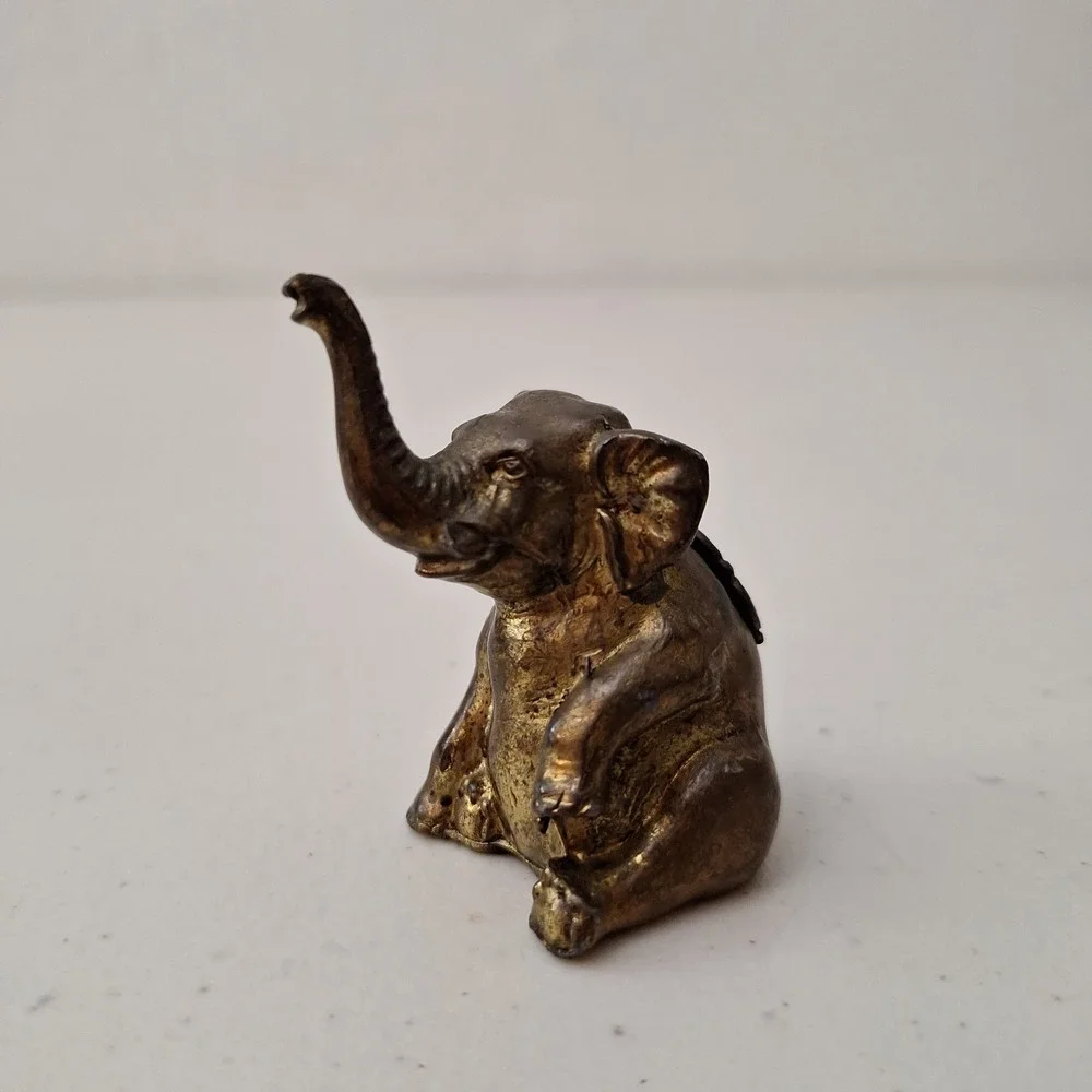 Vintage Small Brass Petina Sitting Elephant Paperweight Figurine Decor